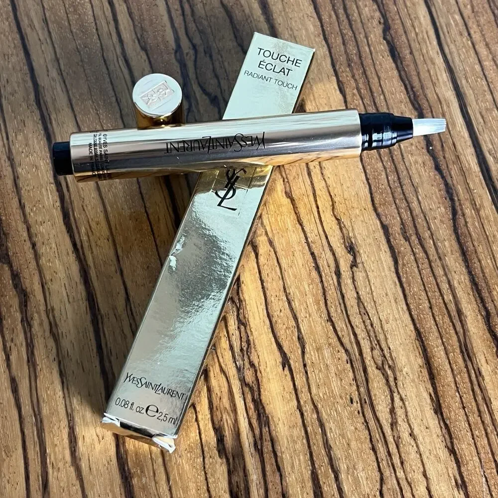 YSL Touche Éclat Radiant Touch Illuminator & Corrector 2.5 Luminous Vanilla
